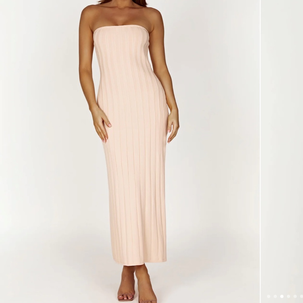 Meshki Dolce Light Pink Knit Midi Dress